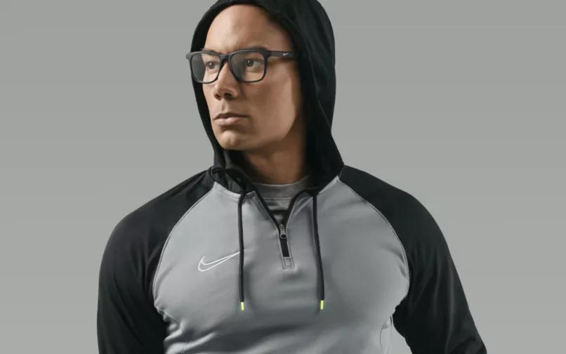 Nike model male